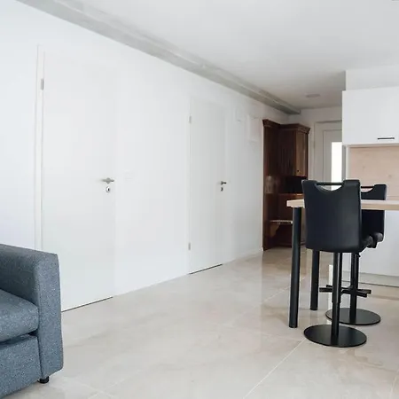Apartma Papillon Lejlighed *