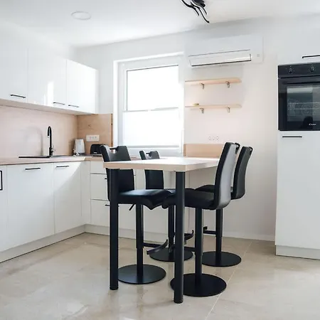 Apartma Papillon Apartment