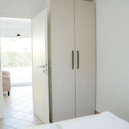 Apartma Papillon Lägenhet *