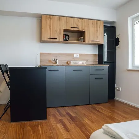 Apartma Papillon Appartamento *